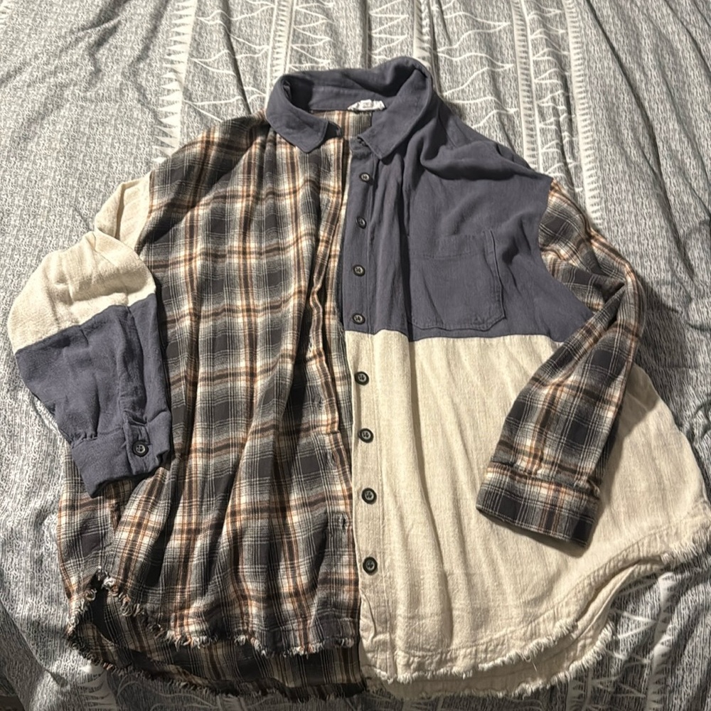 Distressed hem mix match fabric flannel shirt